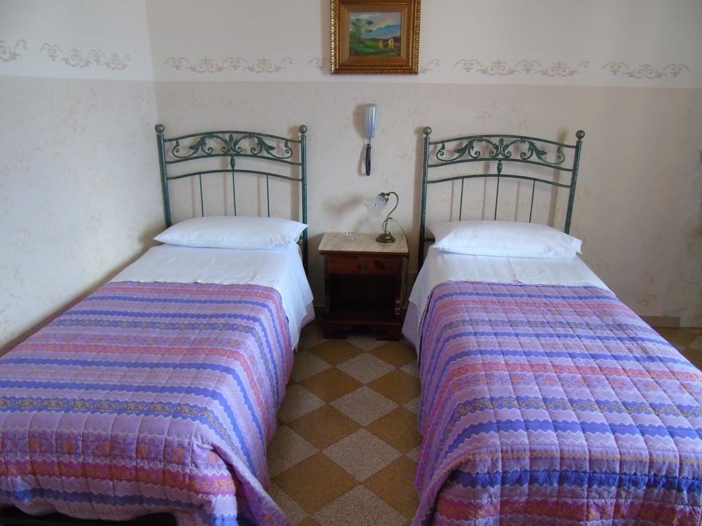 Albergo Cavour Palermo Exteriör bild
